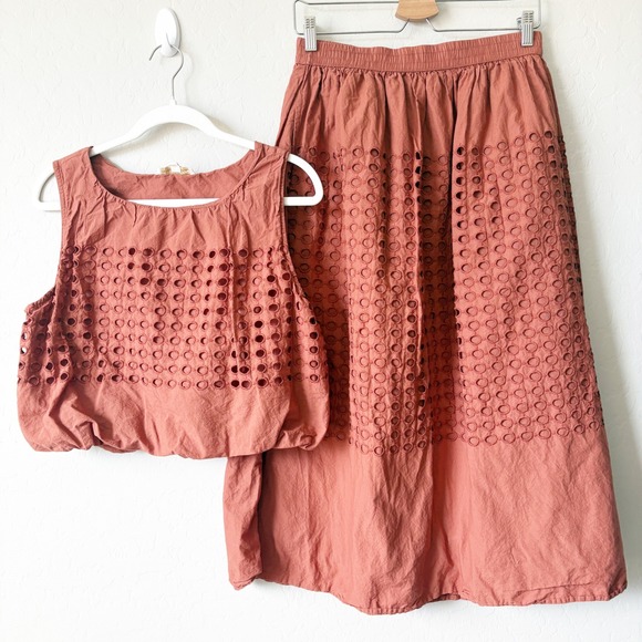 Jennifer & Grace Dresses & Skirts - Jennifer & Grace Womens Terracotta Cotton Eyelet Boho Skirt & Top Set Size M